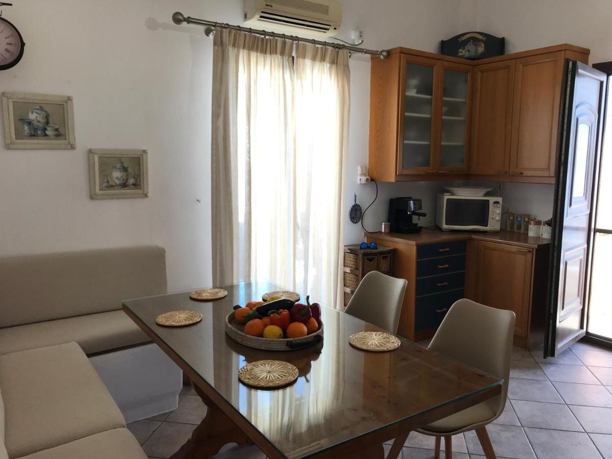 פארוס Family Apartment Livadia Beach Parikia מראה חיצוני תמונה
